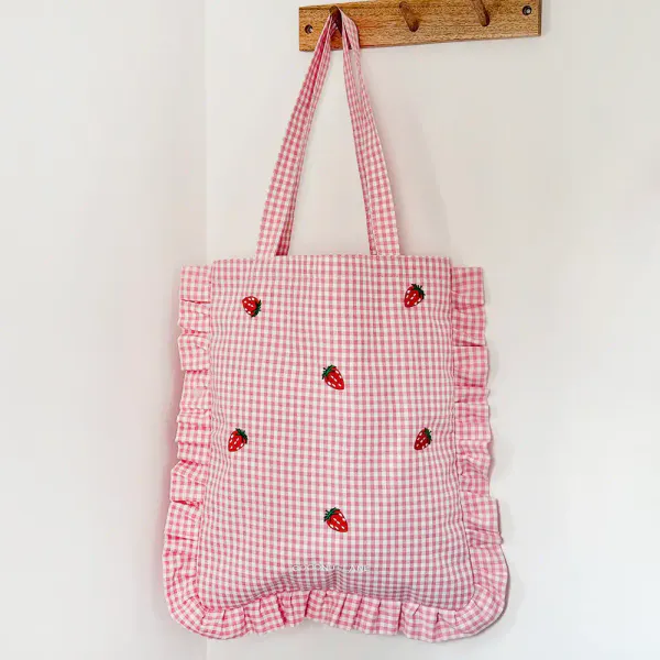 Tote Bag Strawberry Picnic Pup