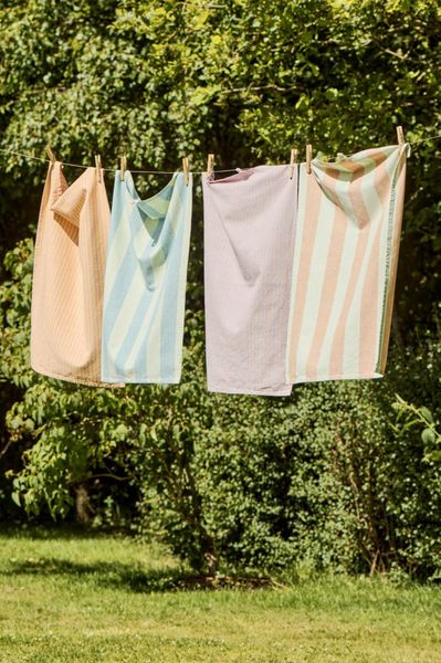 Ib Laursen Kj&oslash;kkenh&aring;ndkle Linea gr&aring; og turkise striper 