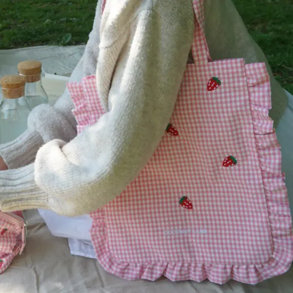 Tote Bag Strawberry Picnic Pup