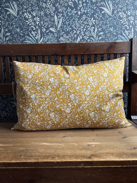 Keiserens nye putetrekk Liberty Summer Blooms Gold